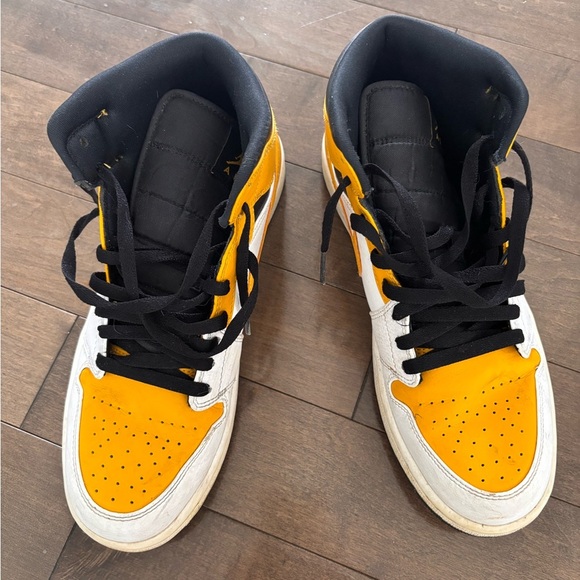 Yellow and Black High-Top Sneakers Nike Air Jordans - Picture 1 of 8